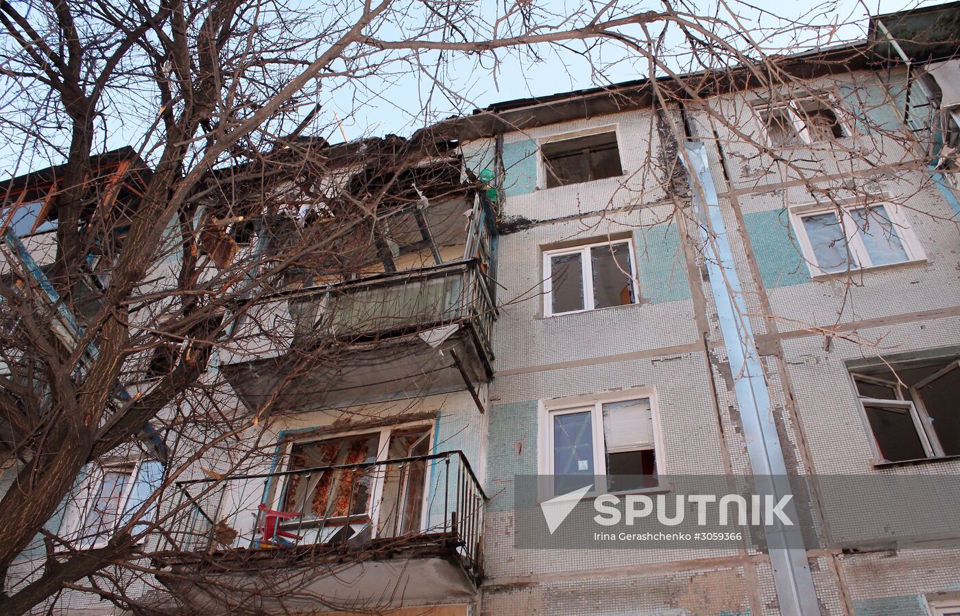 Donetsk shelling aftermath