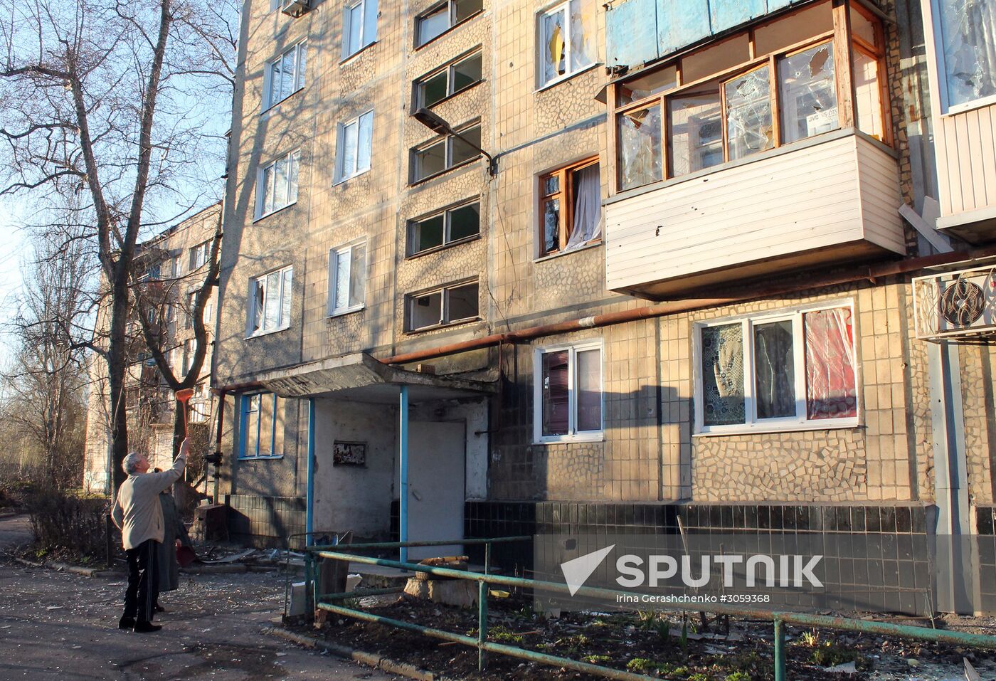 Donetsk shelling aftermath