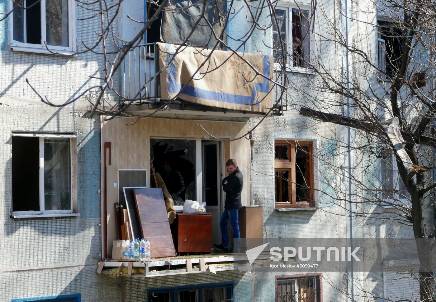 Donetsk shelling aftermath