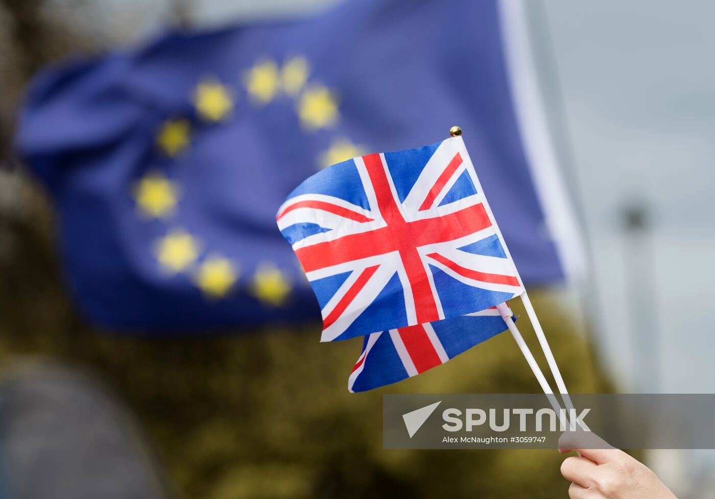 UK launches Brexit process