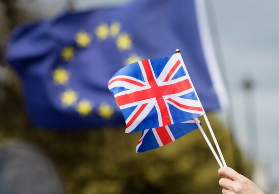 UK launches Brexit process