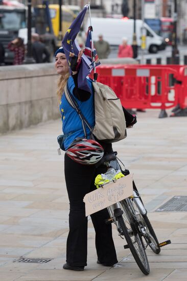 UK launches Brexit process