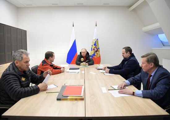 President Vladimir Putin and Prime Minister Dmitry Medvedev visit Northwestern Federal District