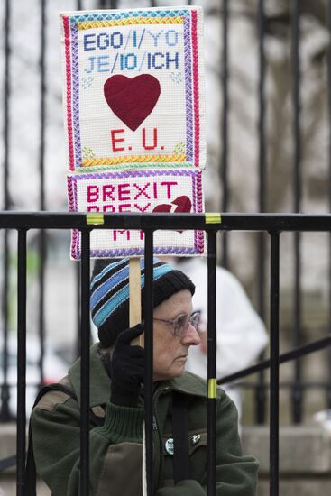 UK launches Brexit process