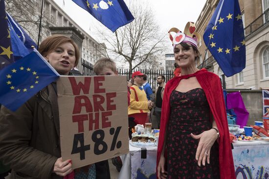 UK launches Brexit process