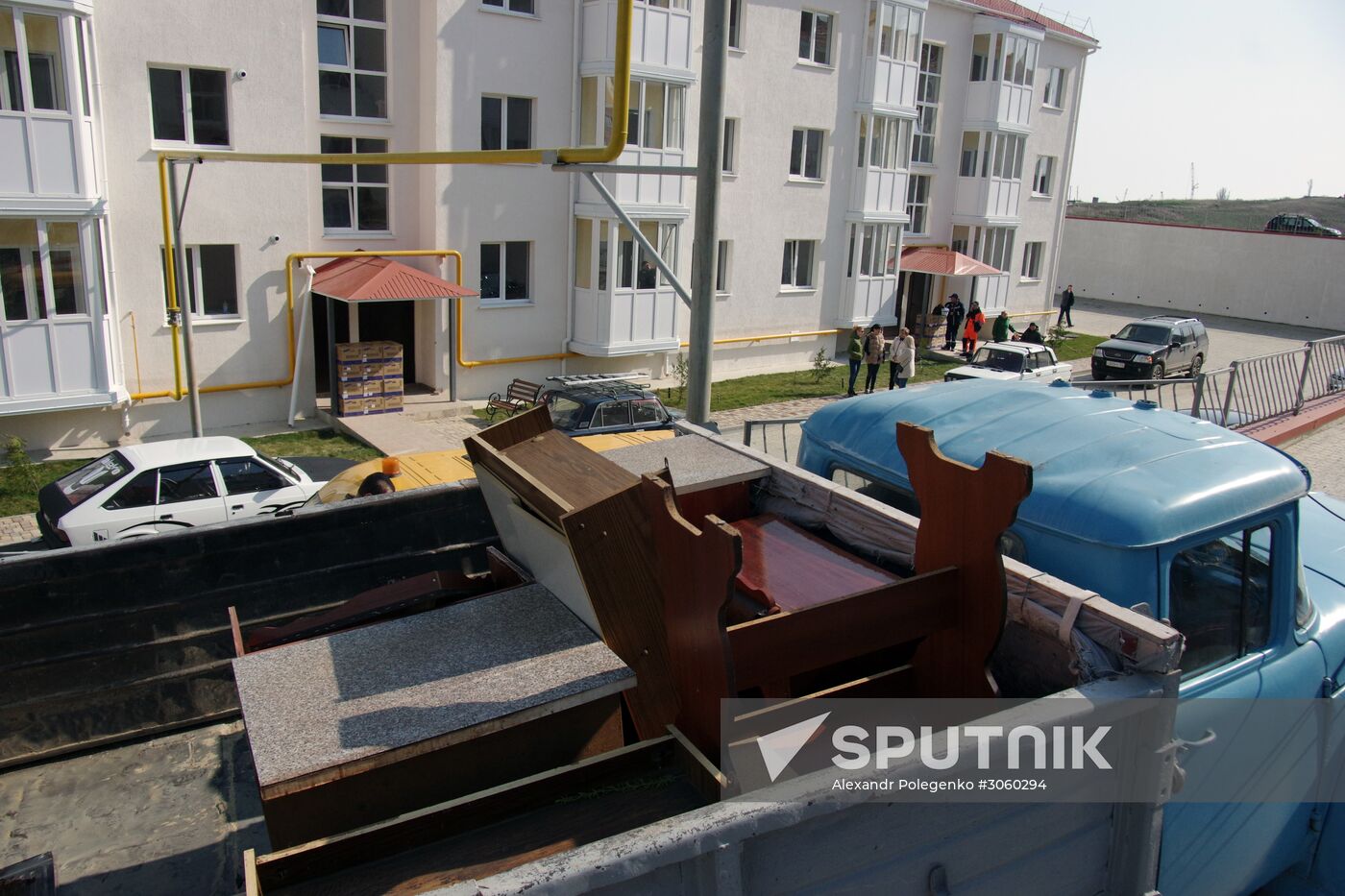 People move from the Kerch Bridge construction area to new homes