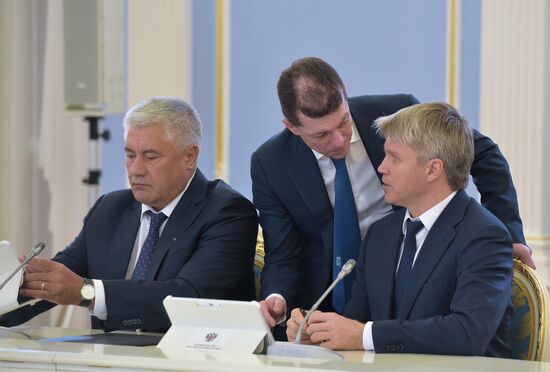 Russian Government meeting