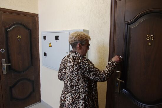 People move from the Kerch bridge construction area to new homes