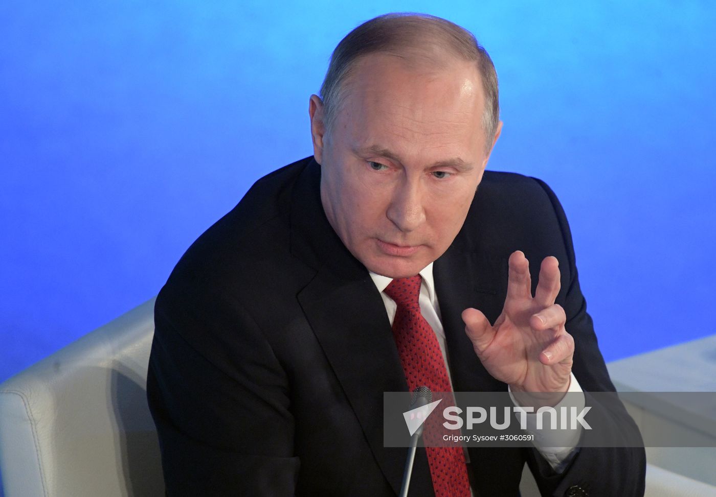 Russian President Vladimir Putin visits The Arctic: Territory of Dialogue international forum