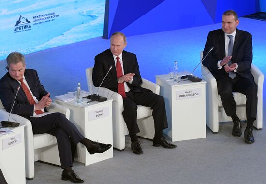 Russian President Vladimir Putin visits The Arctic: Territory of Dialogue international forum