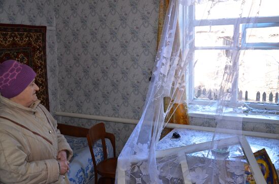 Aftermath of night-time attack on Yasinovataya in Donbass