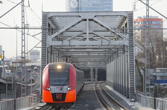 Moscow honors the 50-millionth passenger on MCC