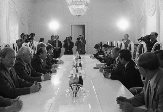 Thai Foreign Minister Siddhi Savetsila's visit to the USSR