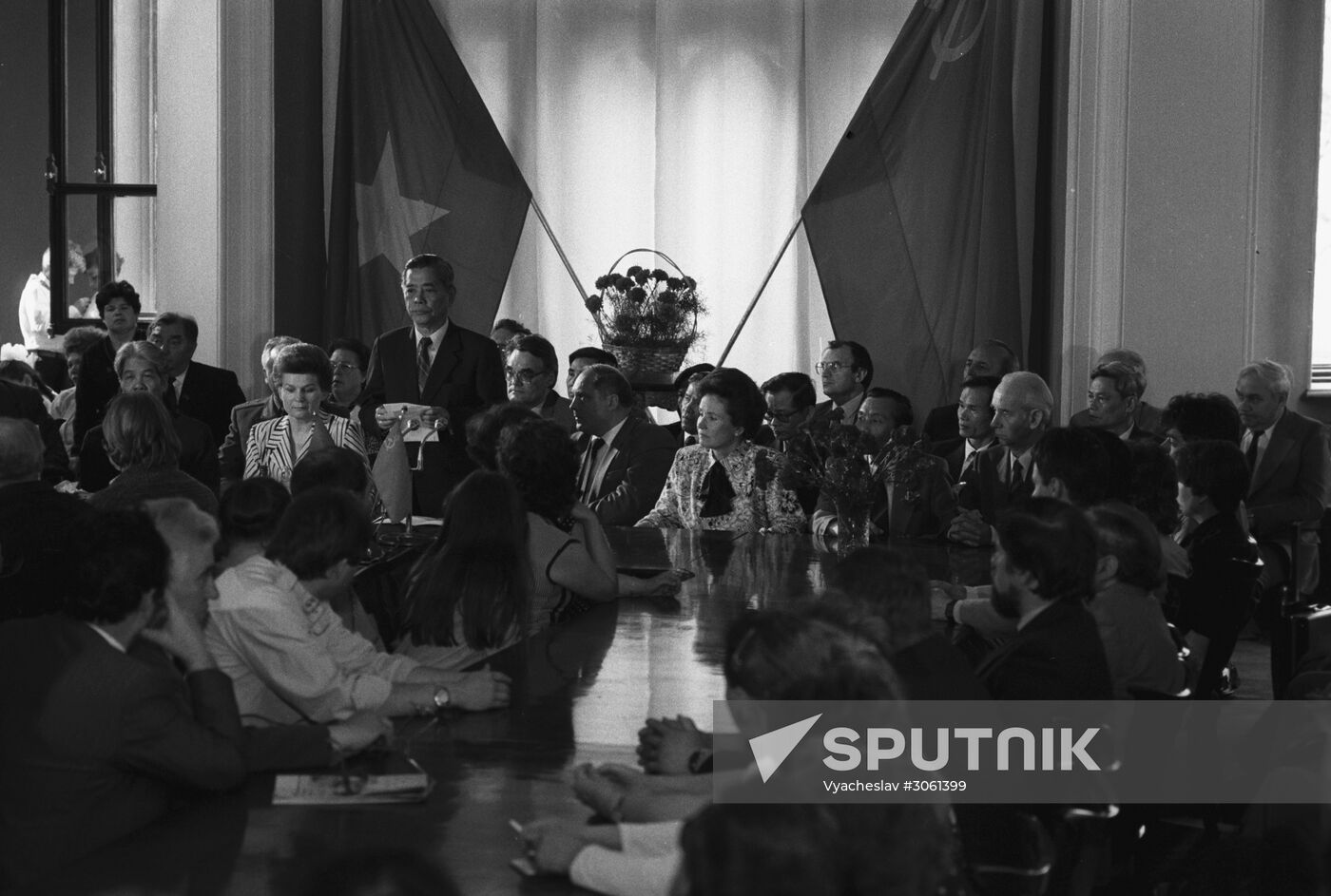 Nguyen Van Linh visits USSR