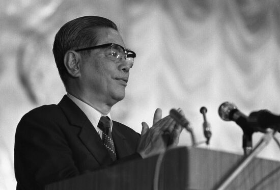 Nguyen Van Linh visits USSR