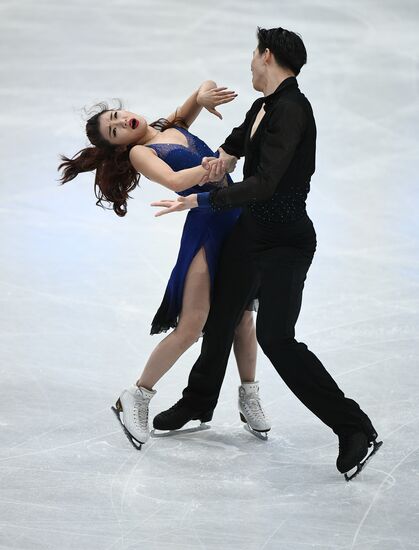ISU Figure Skating Championships. Ice dance short program