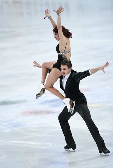 ISU Figure Skating Championships. Ice dance short program