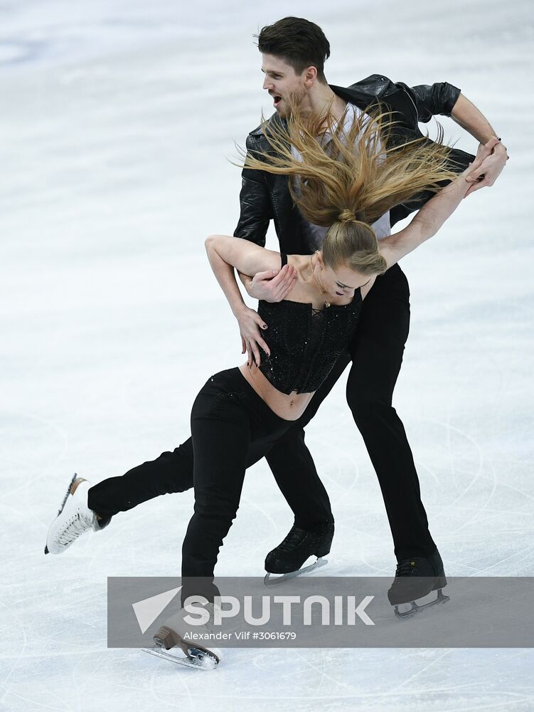 ISU Figure Skating Championships. Ice dance short program