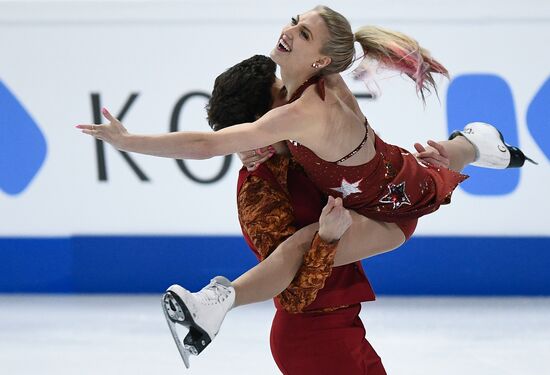 ISU Figure Skating Championships. Ice dance short program