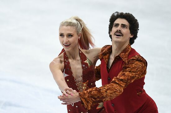 ISU Figure Skating Championships. Ice dance short program