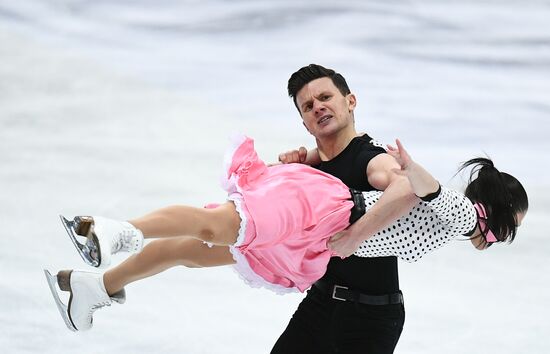 ISU Figure Skating Championships. Ice dance short program