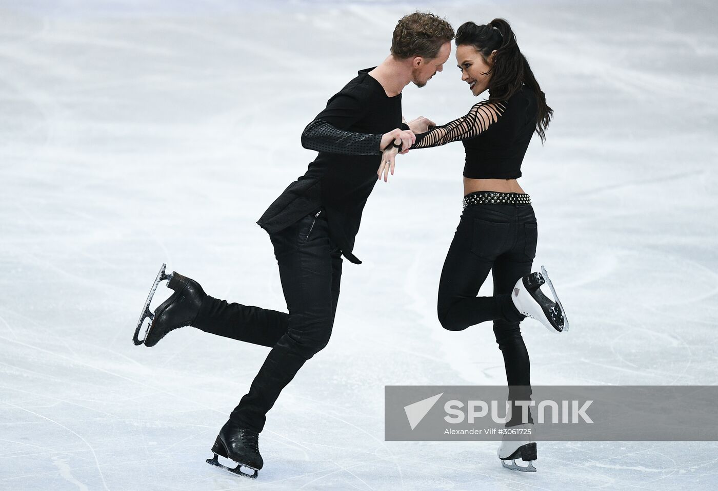ISU Figure Skating Championships. Ice dance short program