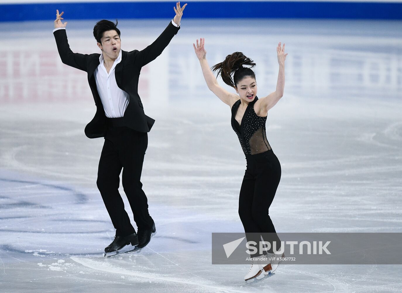 ISU Figure Skating Championships. Ice dance short program