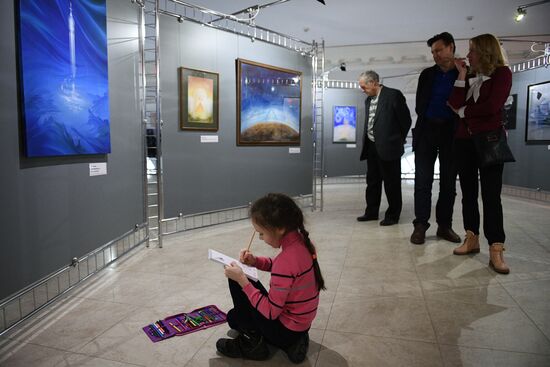 Space Dream, an exhibition of Russian artists