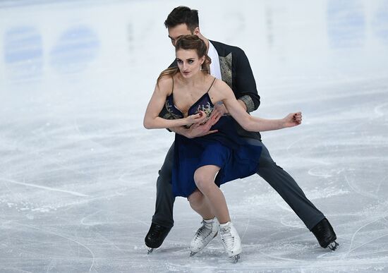 ISU Figure Skating Championships. Ice dance short program