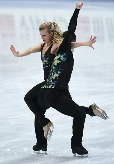 ISU Figure Skating Championships. Ice dance short program