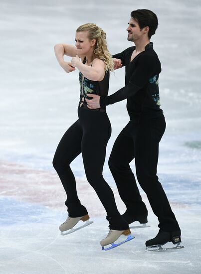 ISU Figure Skating Championships. Ice dance short program