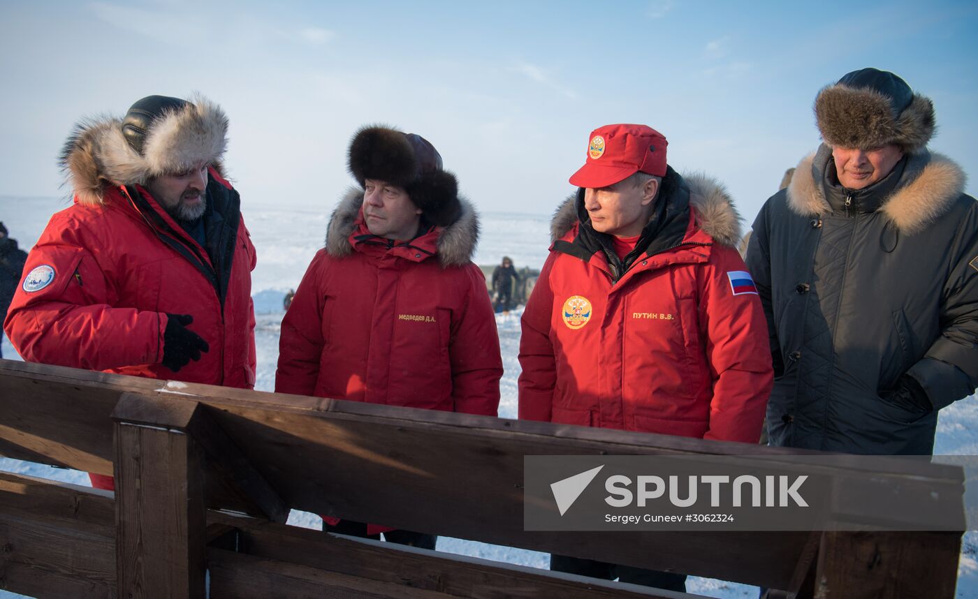 President Vladimir Putin, Prime Minister Medvedev visit Northwestern Federal District