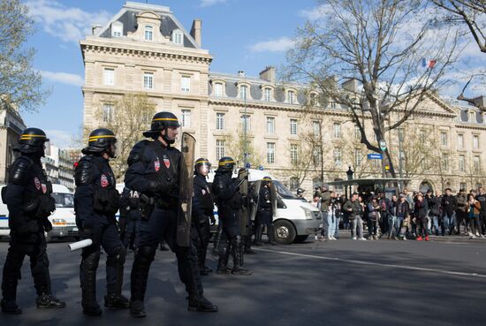 Protest against police brutality in Paris