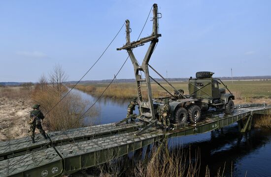 International military exercise of airborne troops in Vitebsk