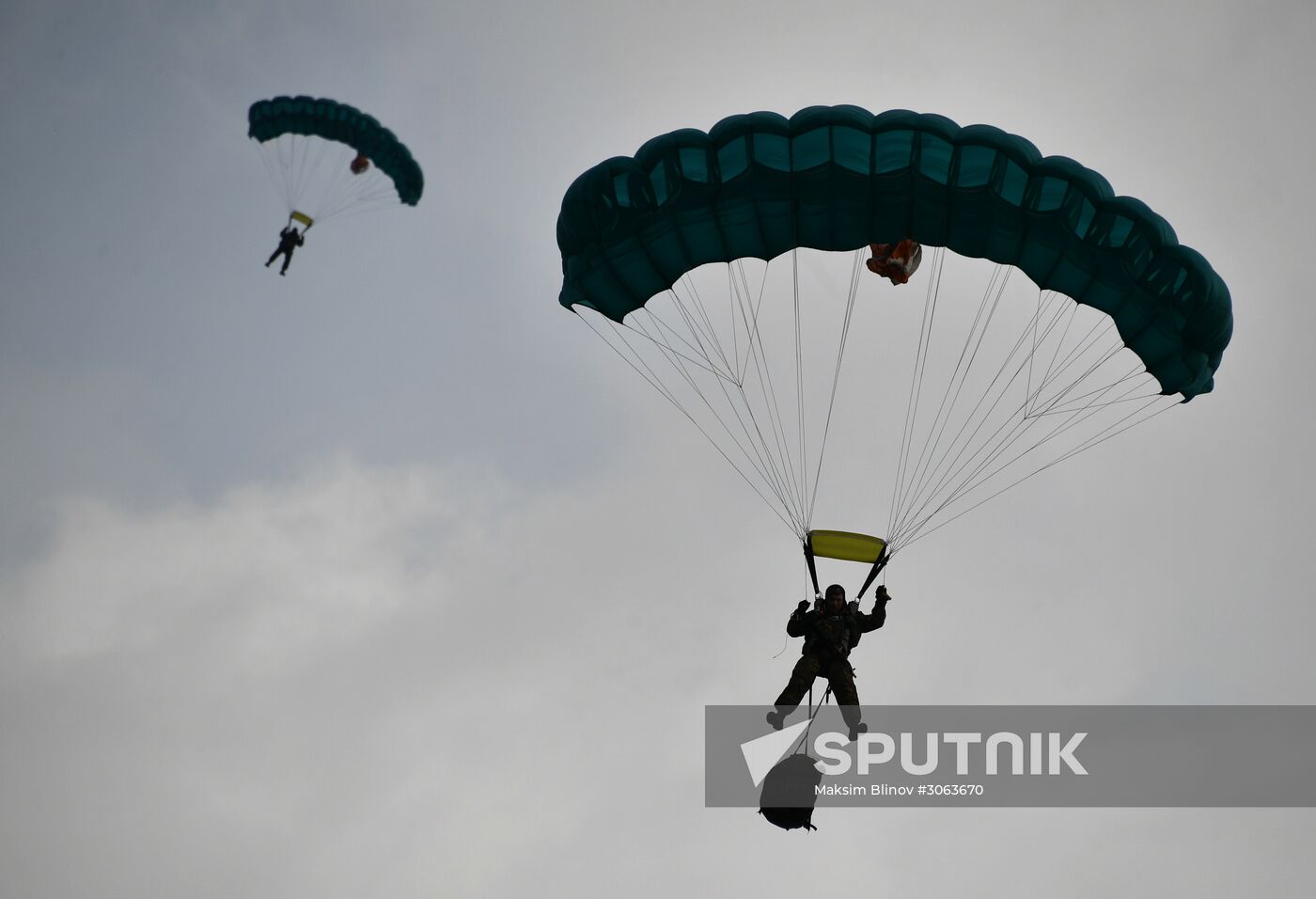 International military exercise of airborne troops in Vitebsk