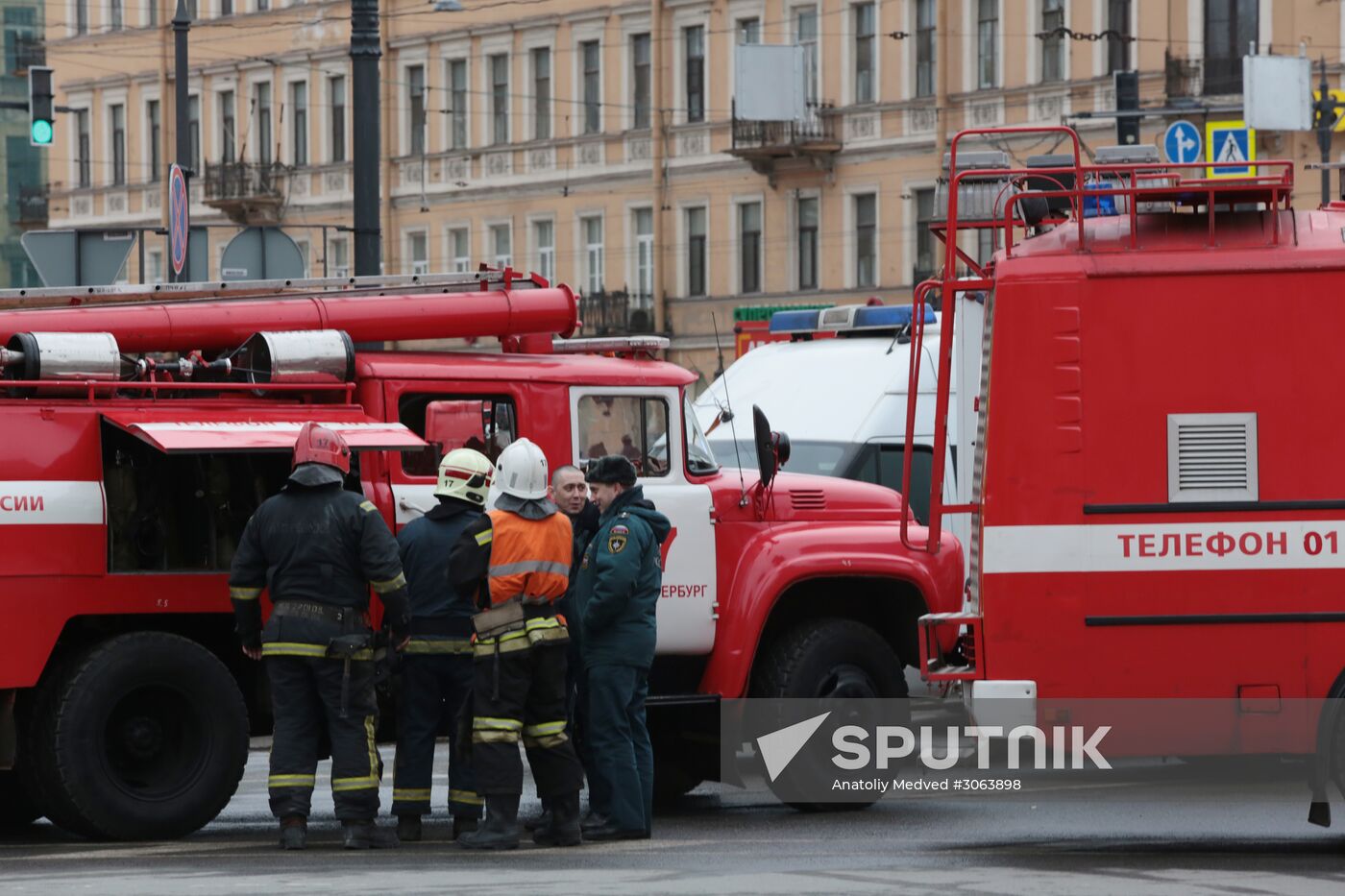 Explosions in St.Petersburg underground