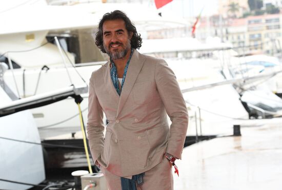 International MIPDOC and MIPTV markets