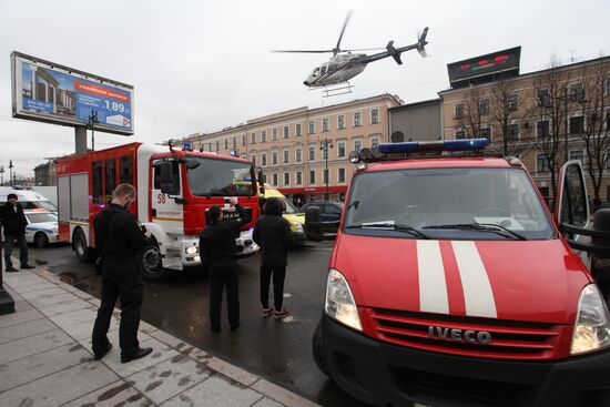Explosions in St.Petersburg underground