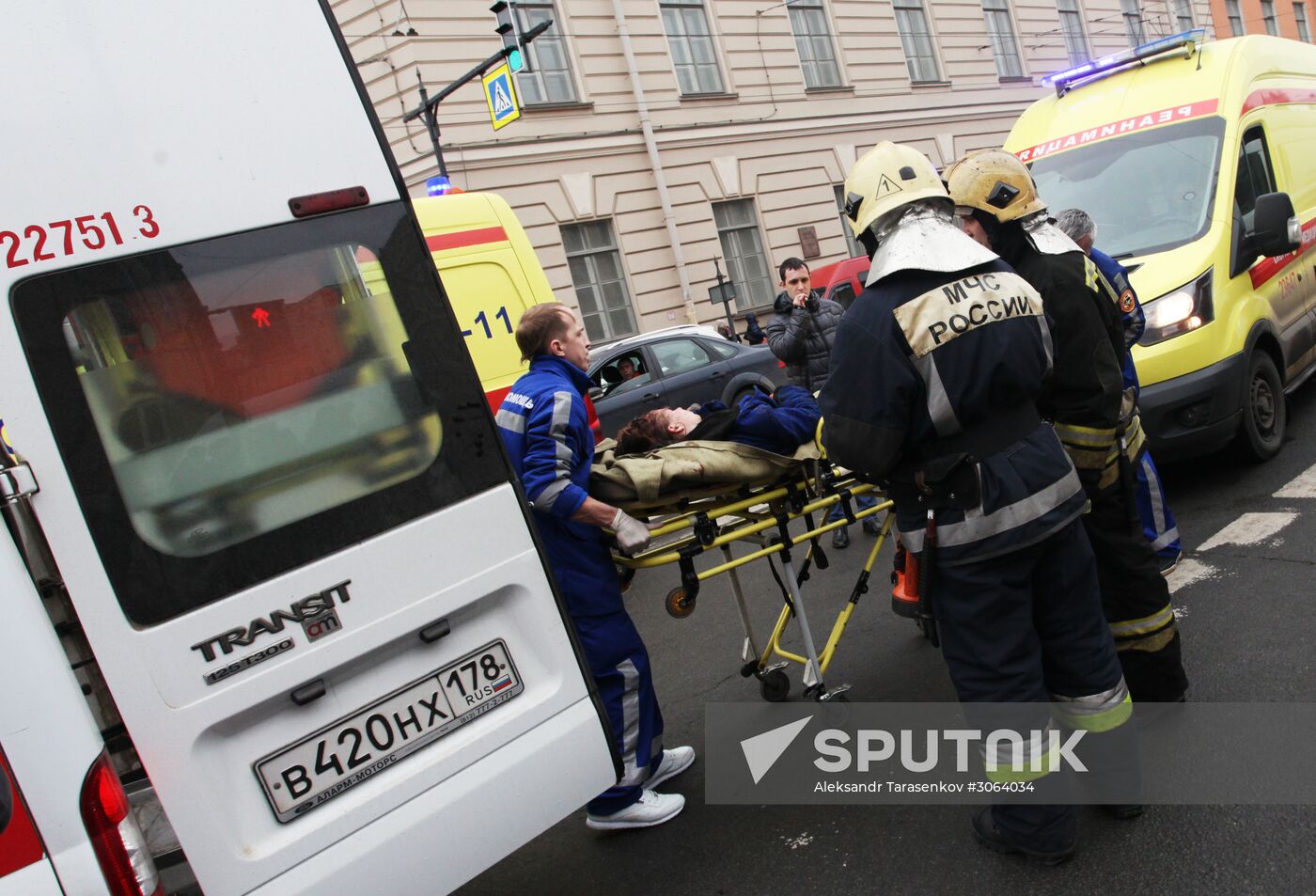 Explosions in St.Petersburg underground