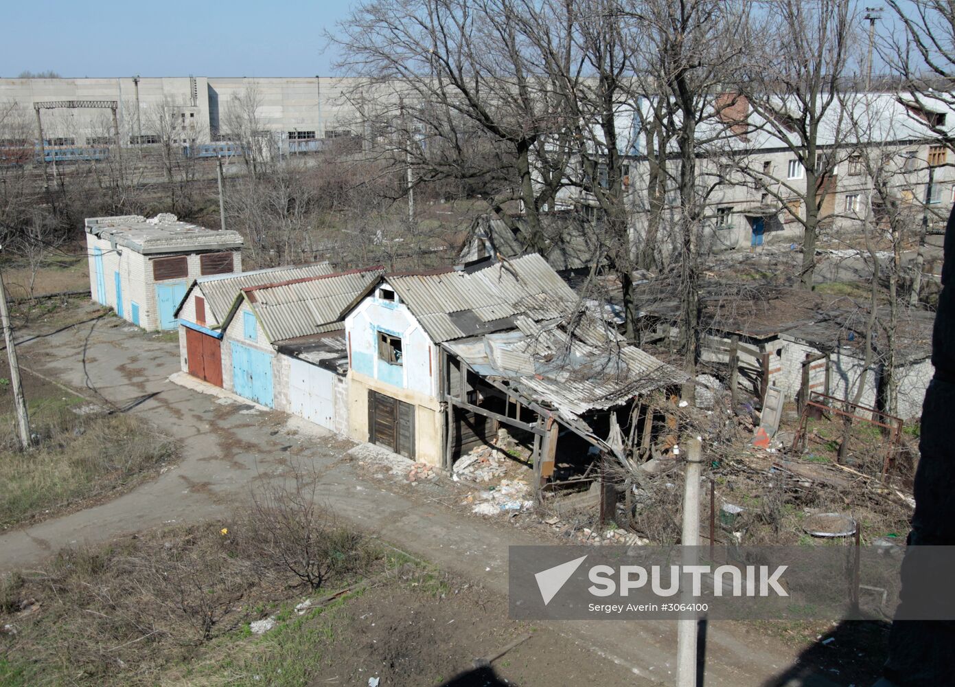 Living in frontline township Dontesk-Severny in Donbass