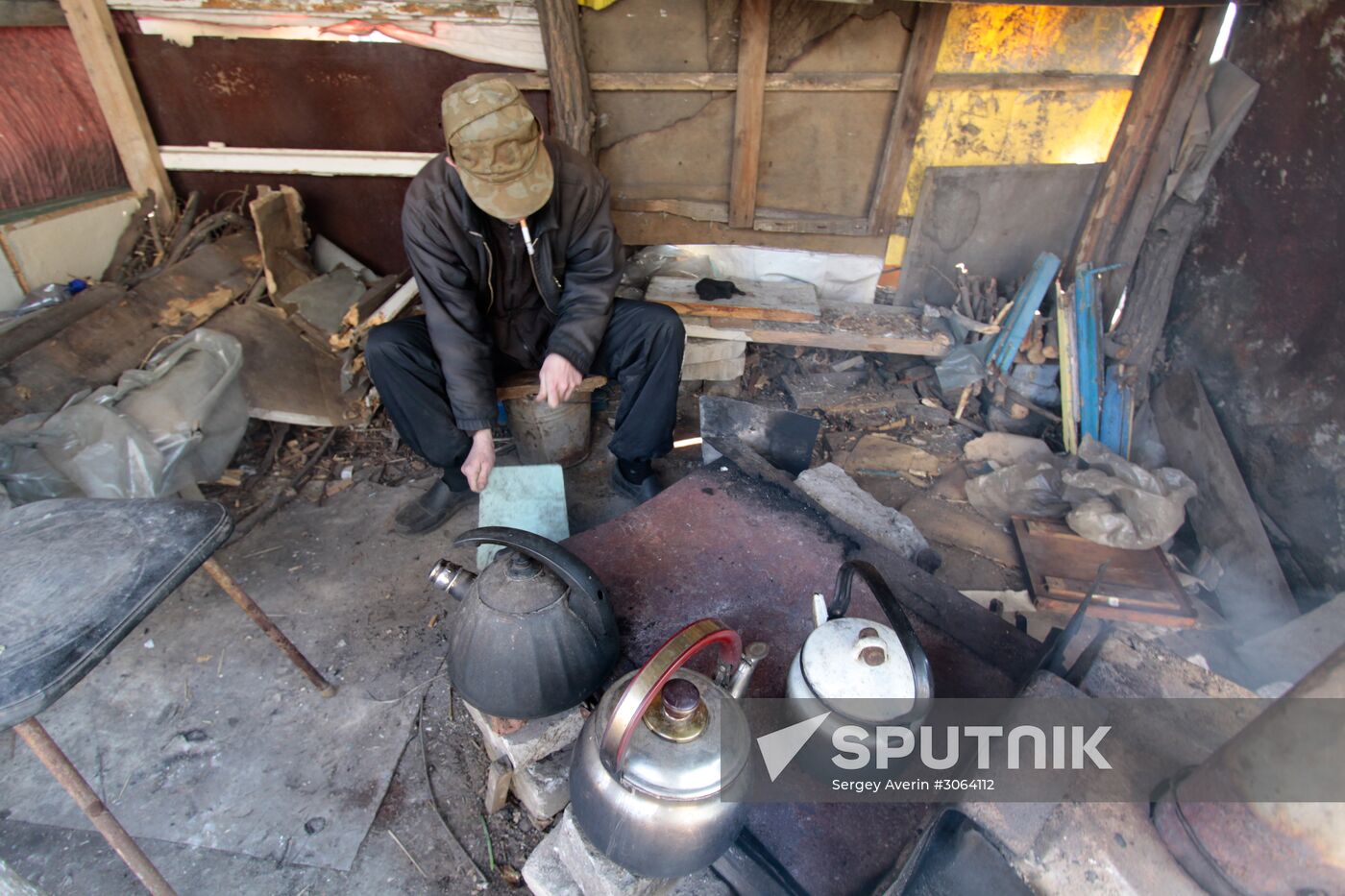 Living in frontline township Dontesk-Severny in Donbass