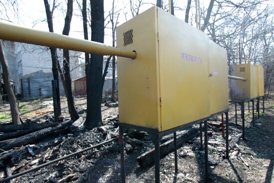 Living in frontline township Dontesk-Severny in Donbass