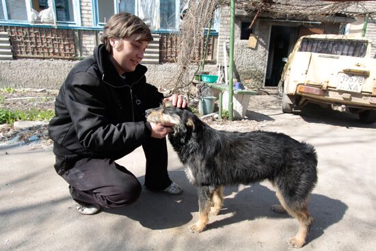 Living in frontline township Dontesk-Severny in Donbass