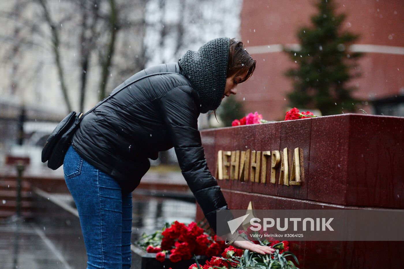 Flowers in memory of St. Petersburg metro blast victims
