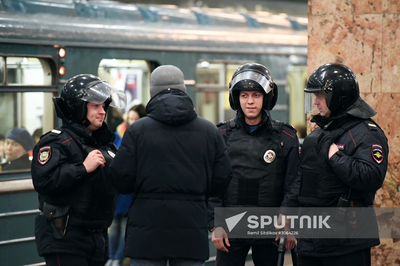 Security stepped up in Moscow metro