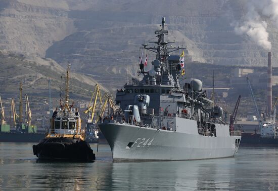 Turkish Navy warships visit Novorossiysk