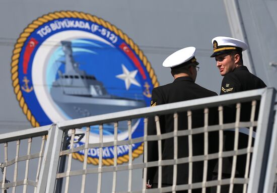 Turkey's naval ships pay visit to Novorossiysk