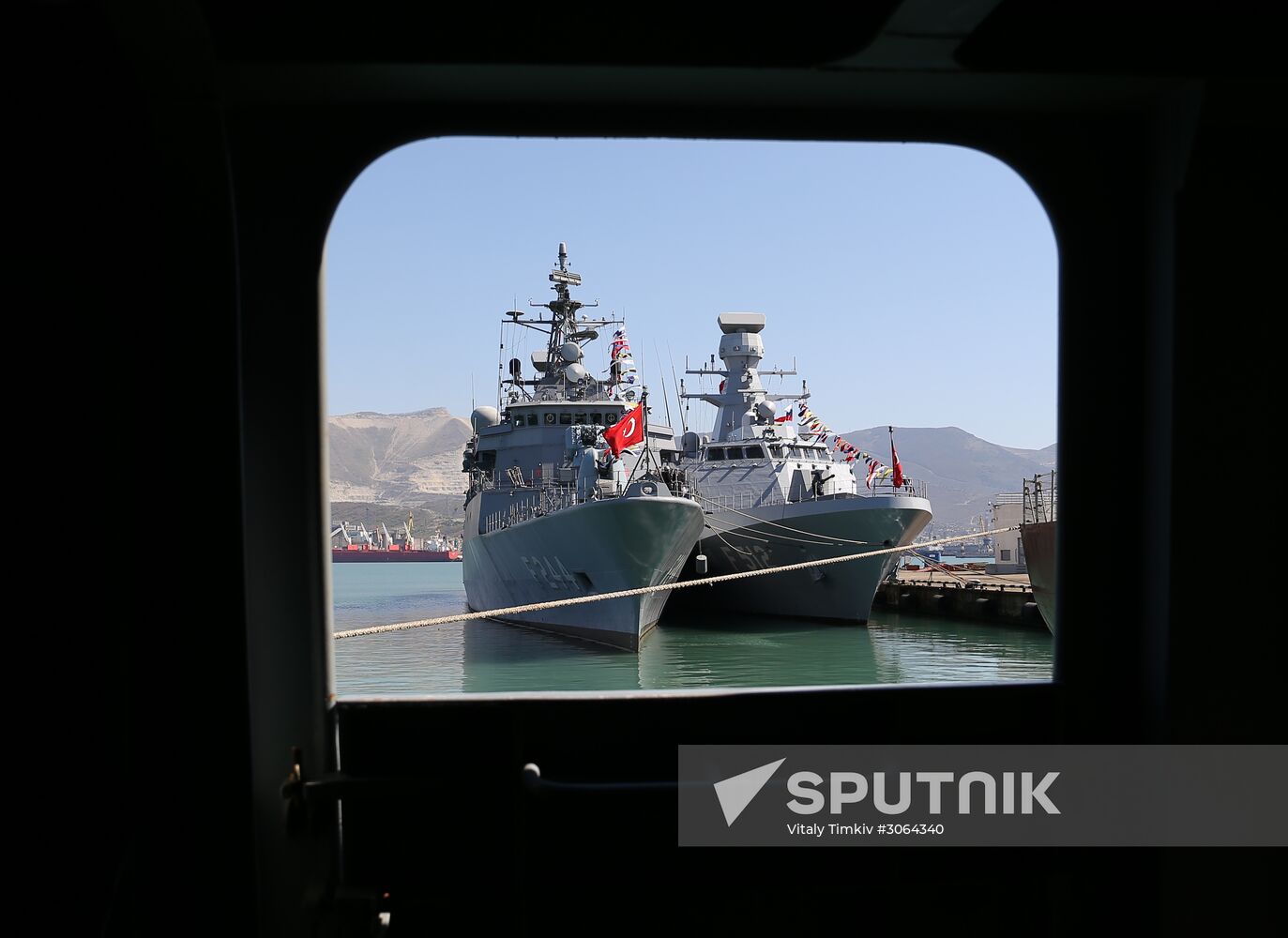 Turkey's naval ships pay visit to Novorossiysk