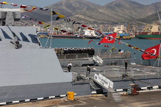 Turkey's naval ships pay visit to Novorossiysk