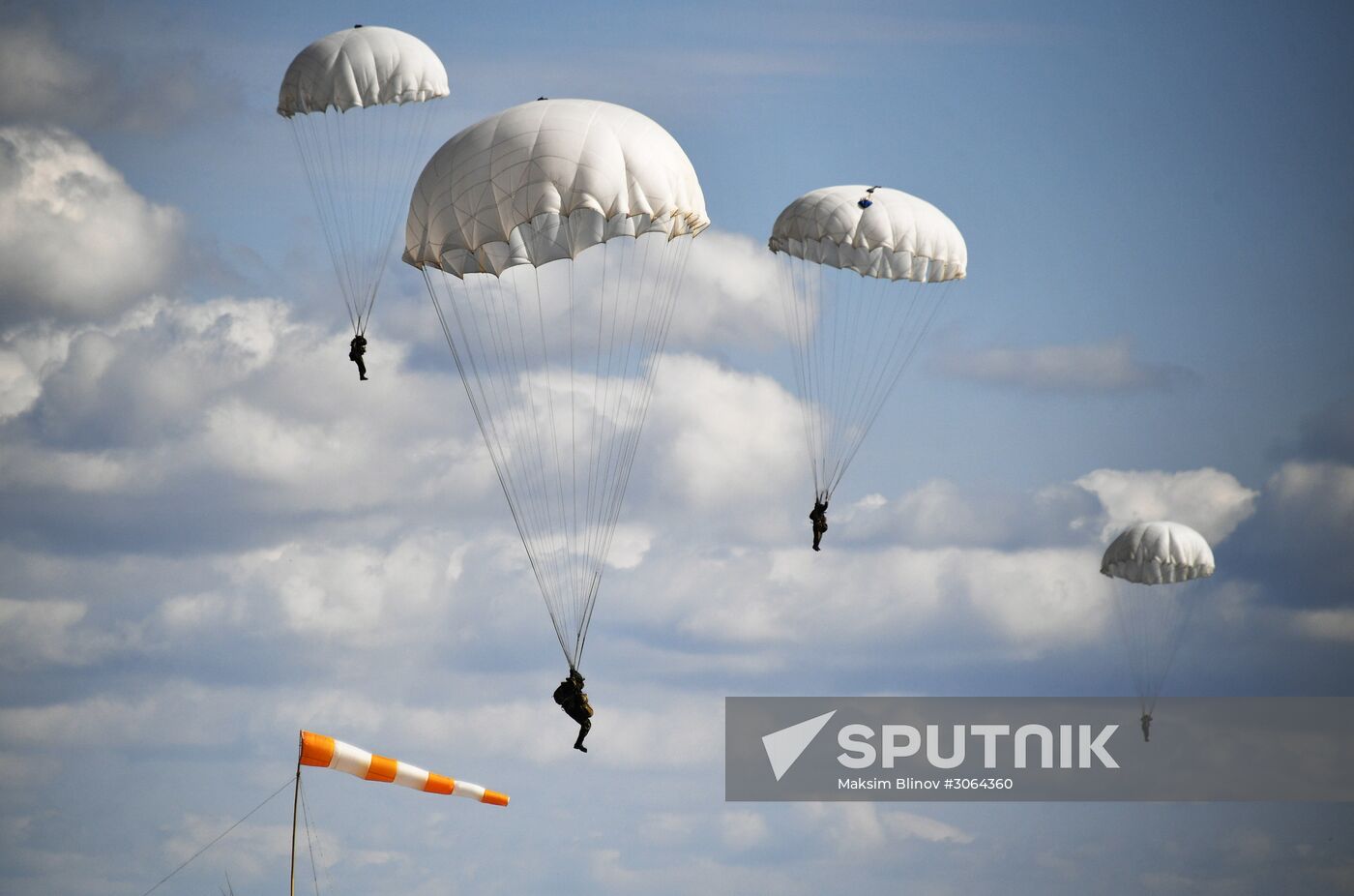 International military exercise of airborne troops in Vitebsk